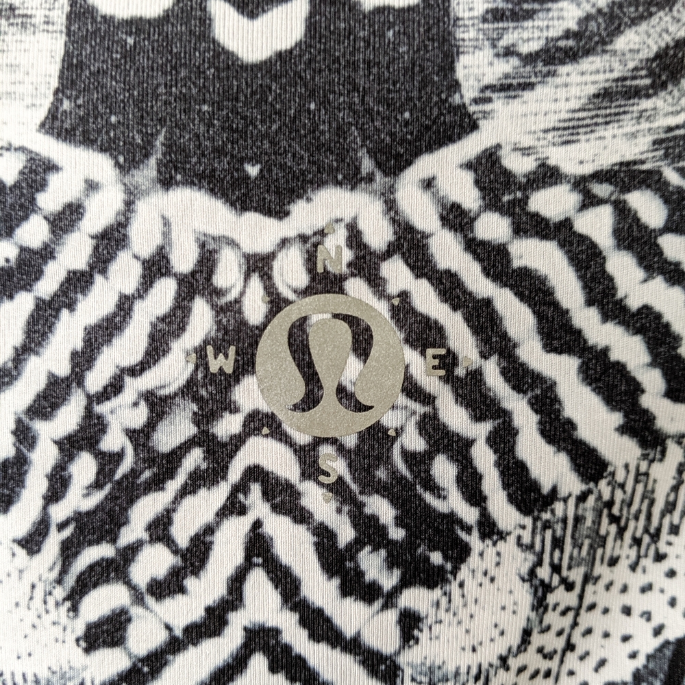 Rare Lululemon Wanderlust Highest Times Mesh Pant - Picture 5 of 8
